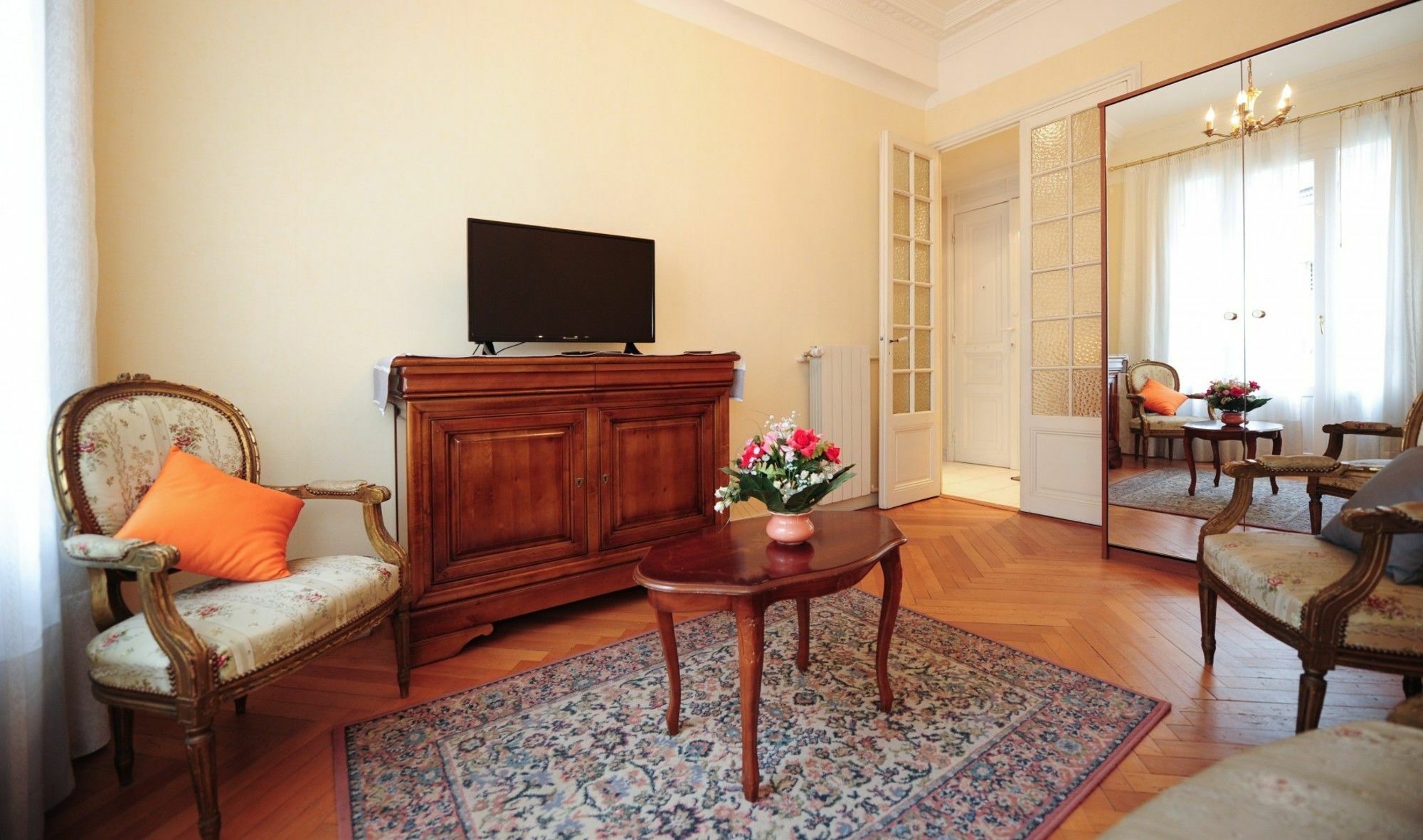 Appartement Minuetto Five Stars Holiday House Niza Exterior foto