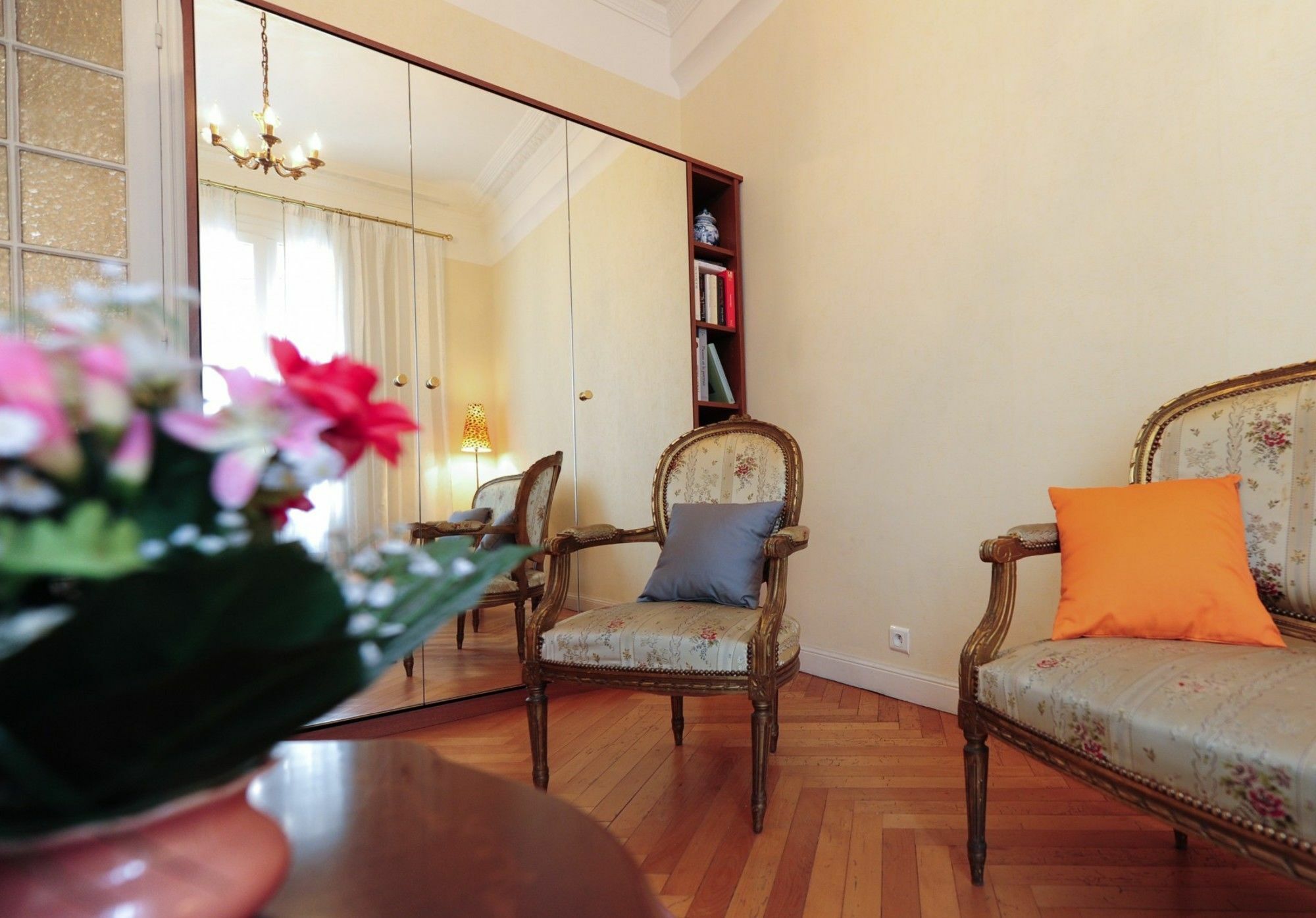Appartement Minuetto Five Stars Holiday House Niza Exterior foto